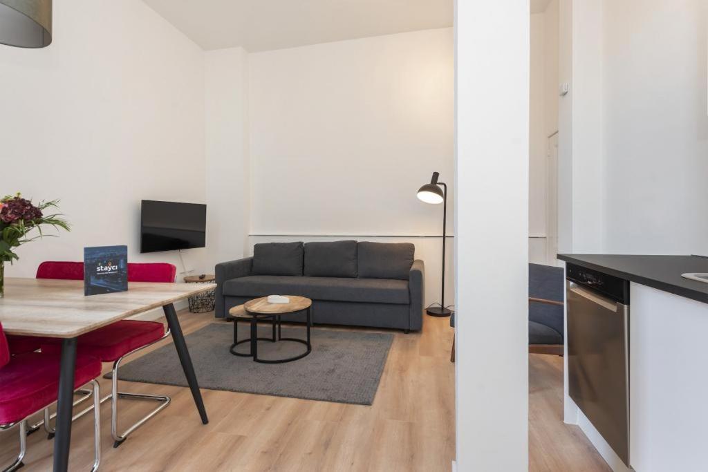 Stayci Serviced Apartments Central Station Haia Exterior foto